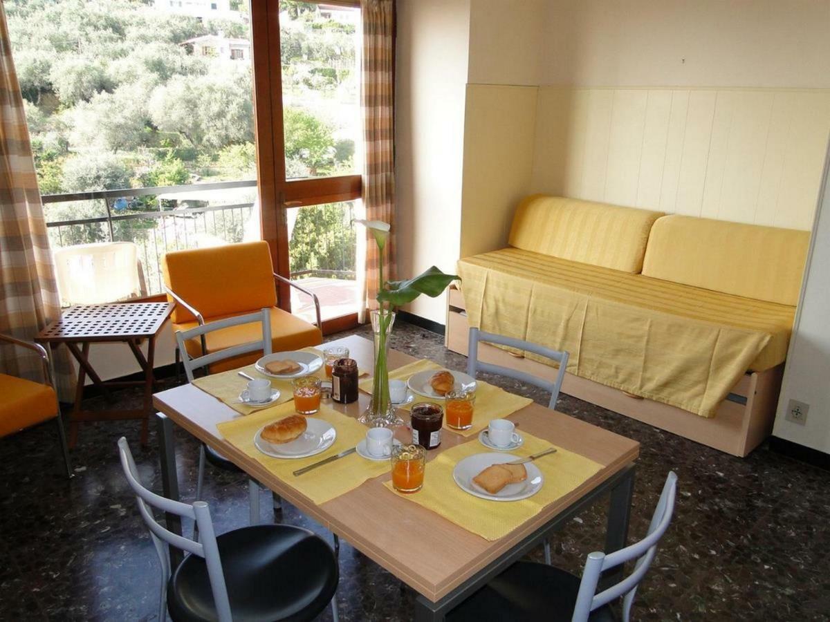 Residence La Carruba Диано-Марина Экстерьер фото